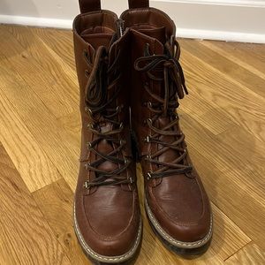 Universal Thread Boots